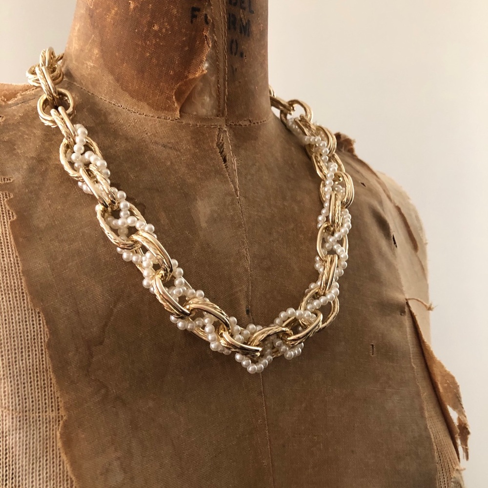 🦌 3/$20 Chunky Gold Chain and Pearl Necklace